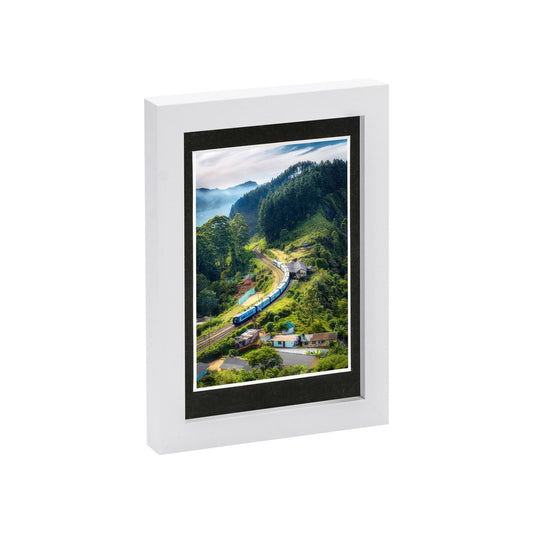 White 5 x 7 Photo Frame with 4 x 6 Mount